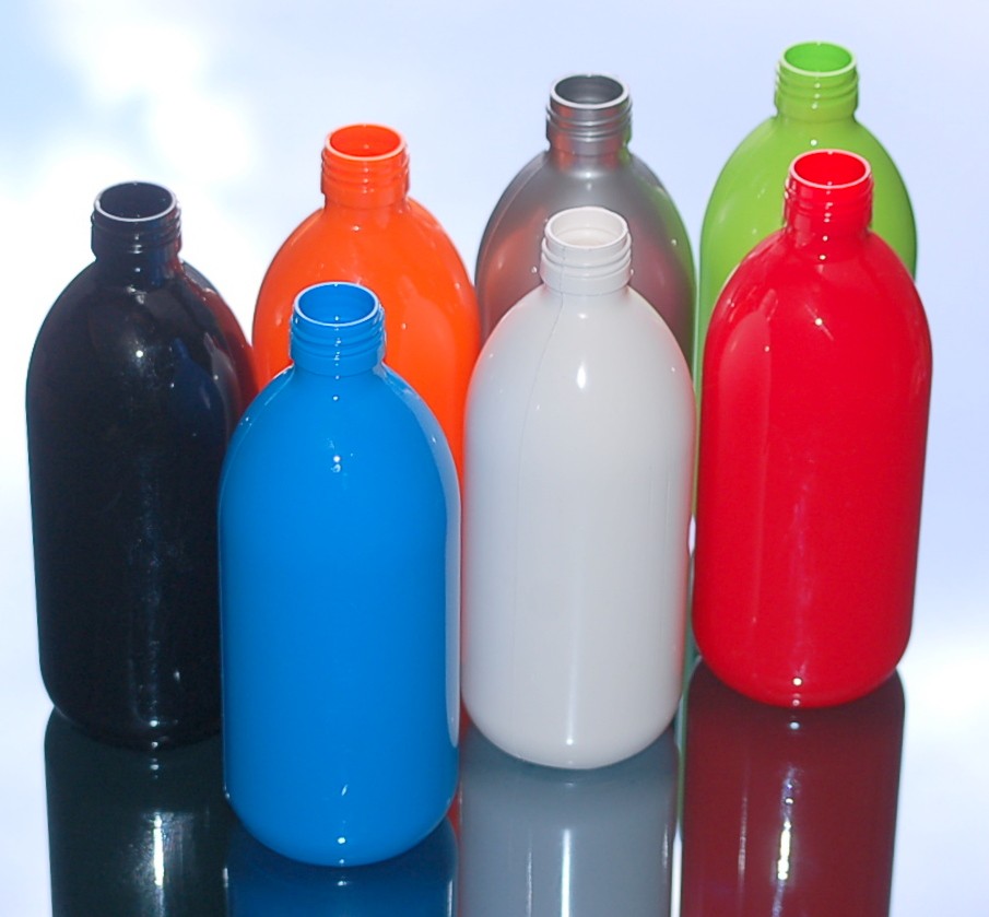 Flacons plastique colorés pour applications industrielles variées fabriqués en France